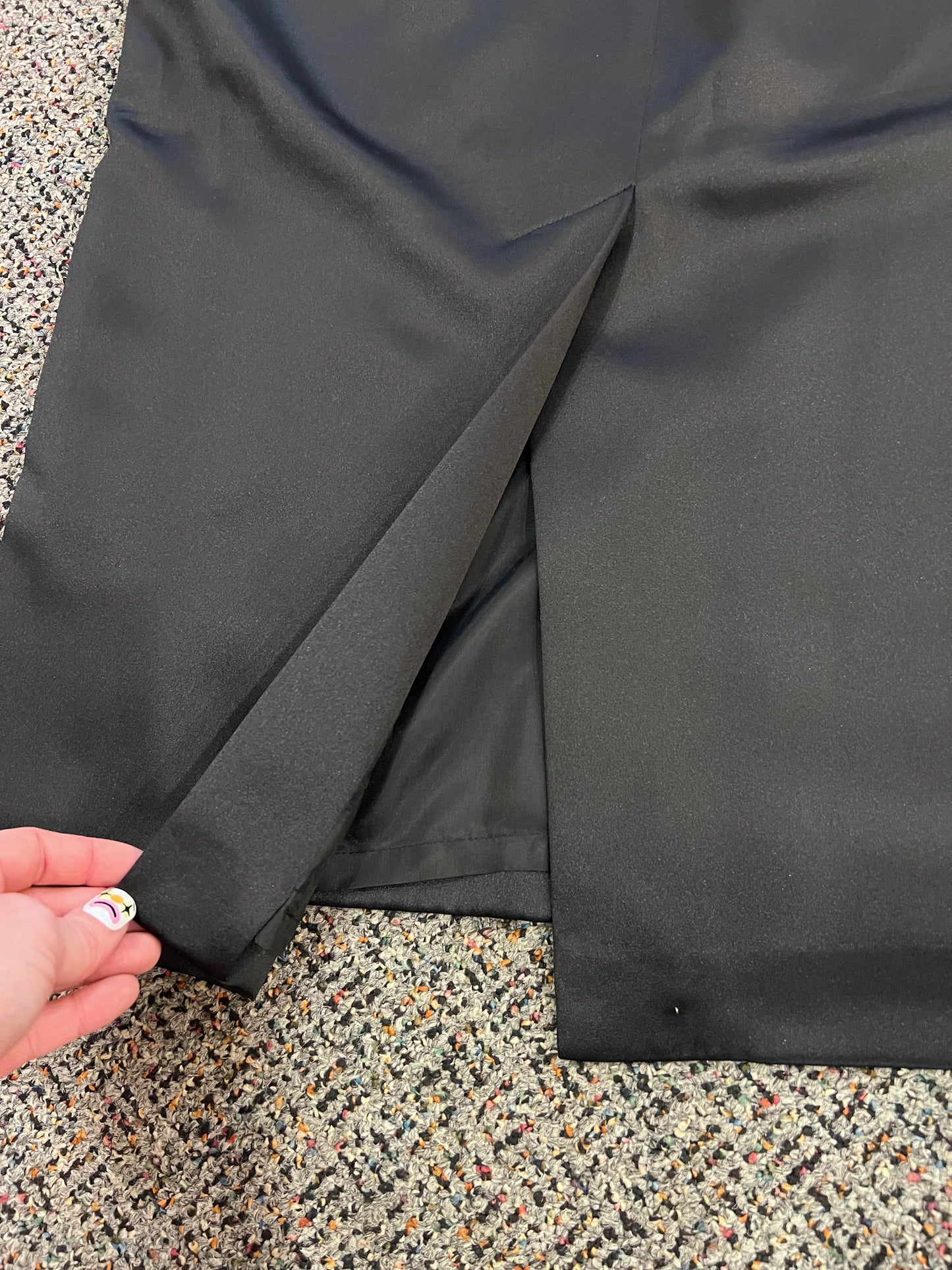Y2K Ann Taylor Loft BLK + White Embroidered Floral Skirt