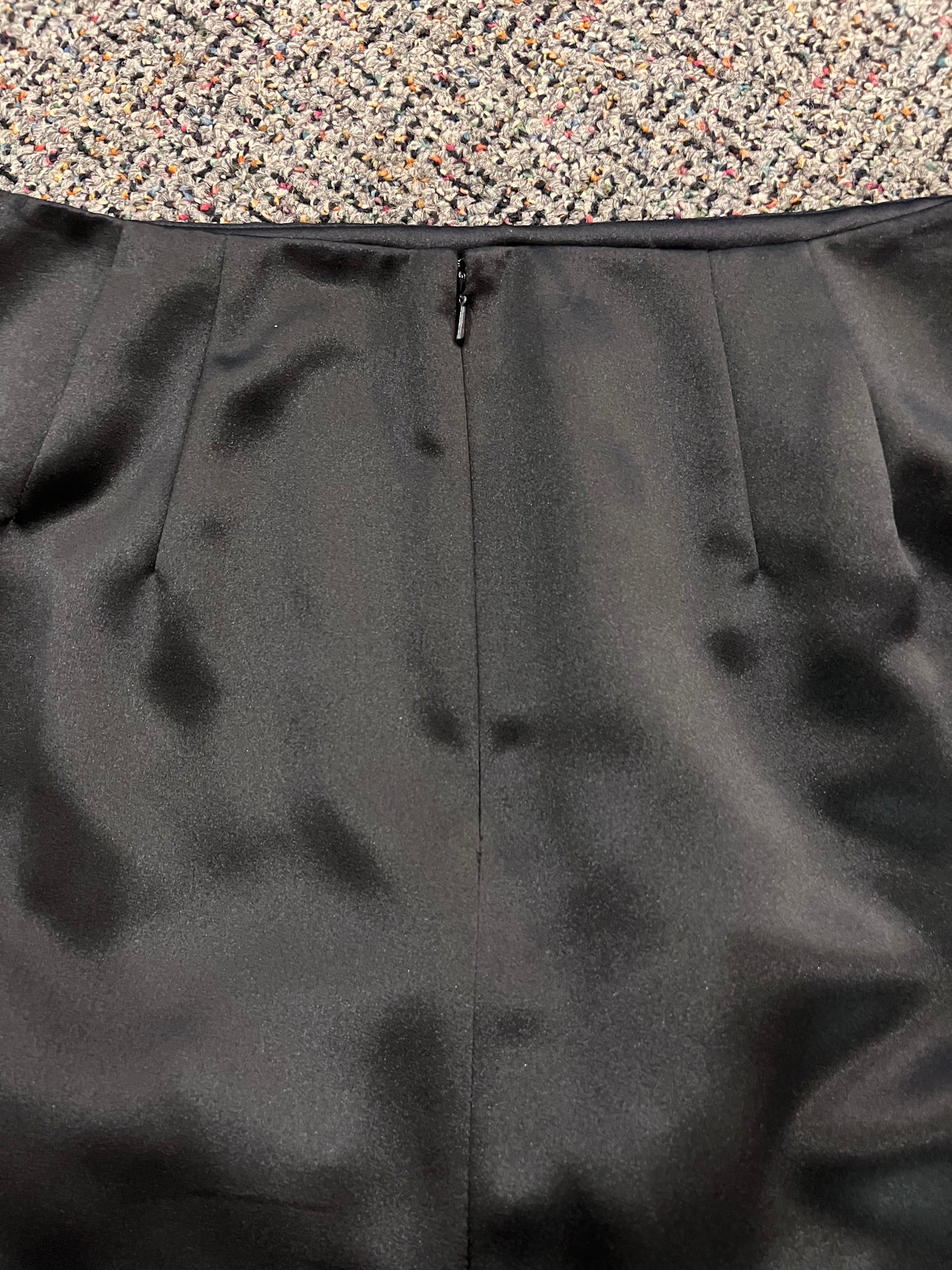 Y2K Ann Taylor Loft BLK + White Embroidered Floral Skirt