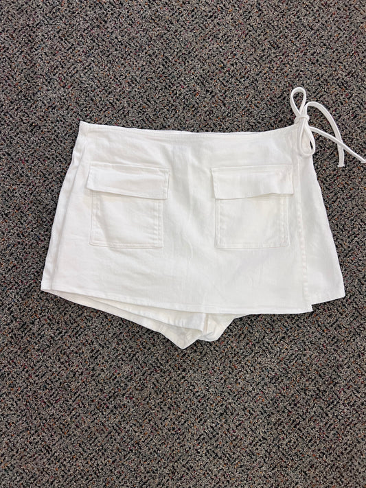 Y2K White LeLis Side Tie Skort