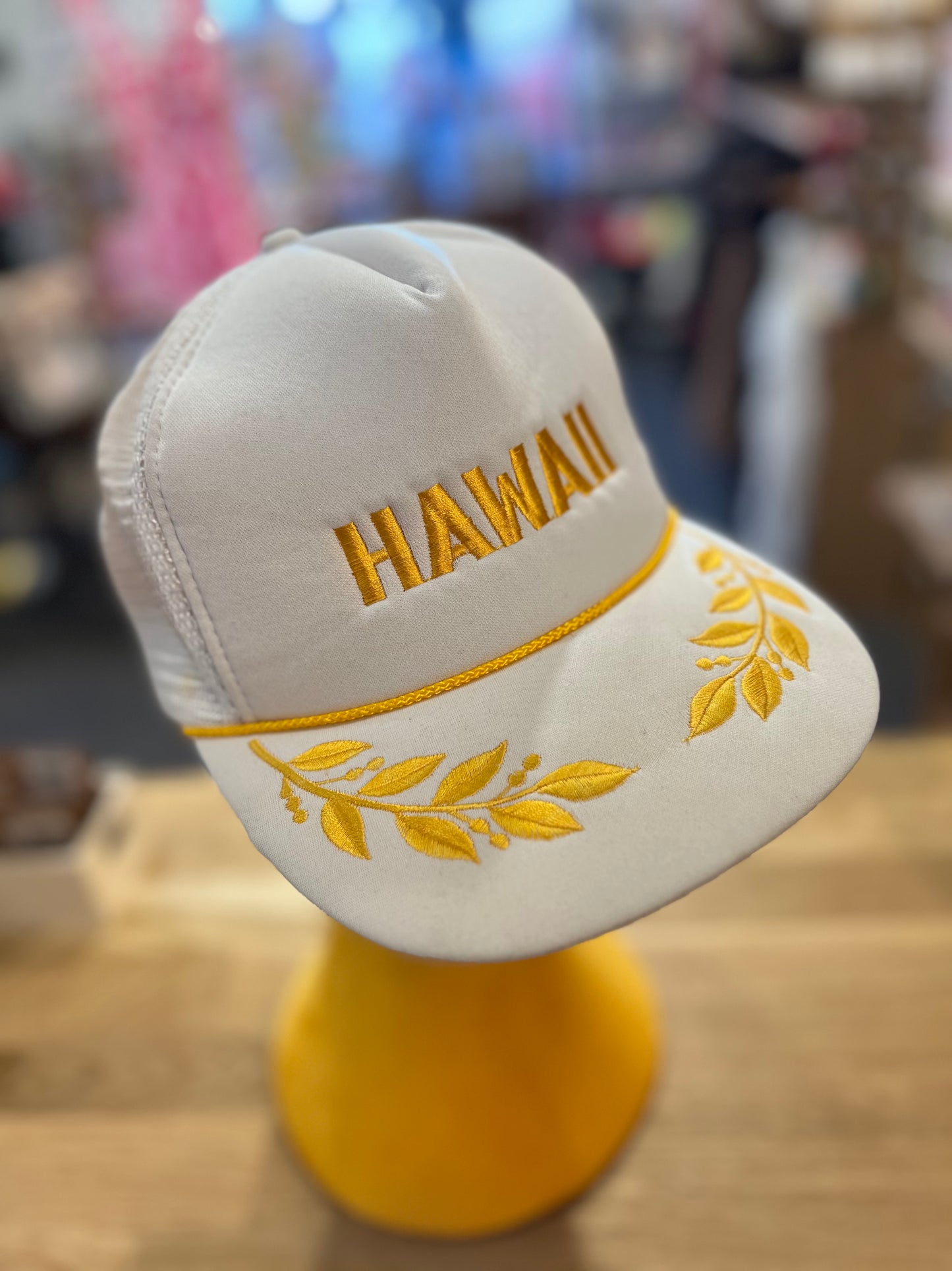 80's/90's White + Yellow Embroidered Hawaii Hat