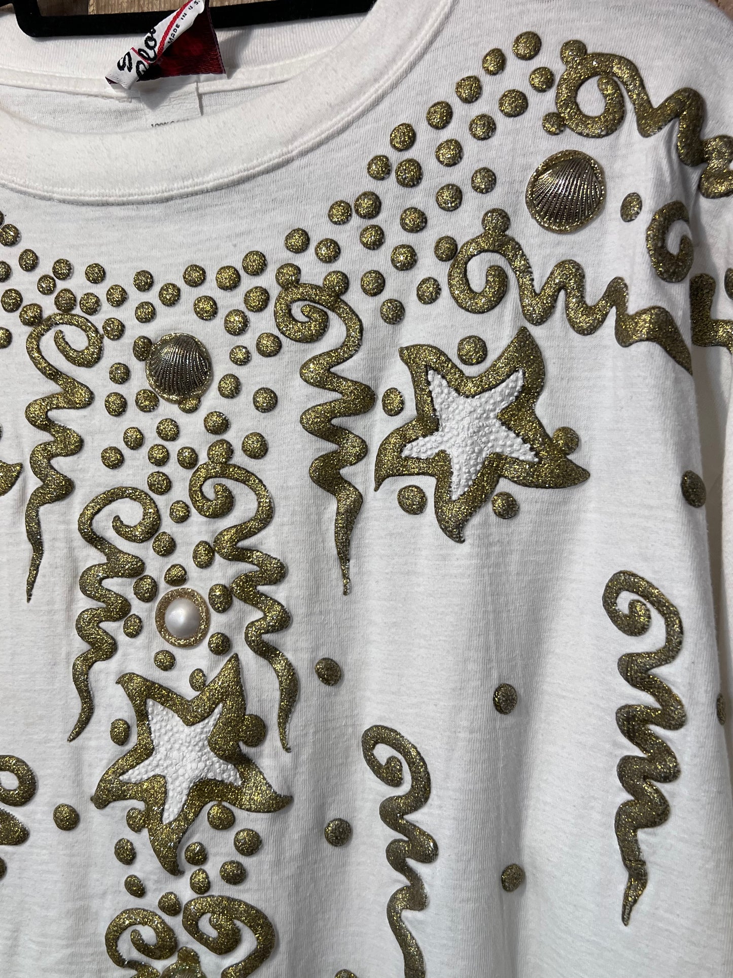 80's/90's White + Gold Shell T-Shirt