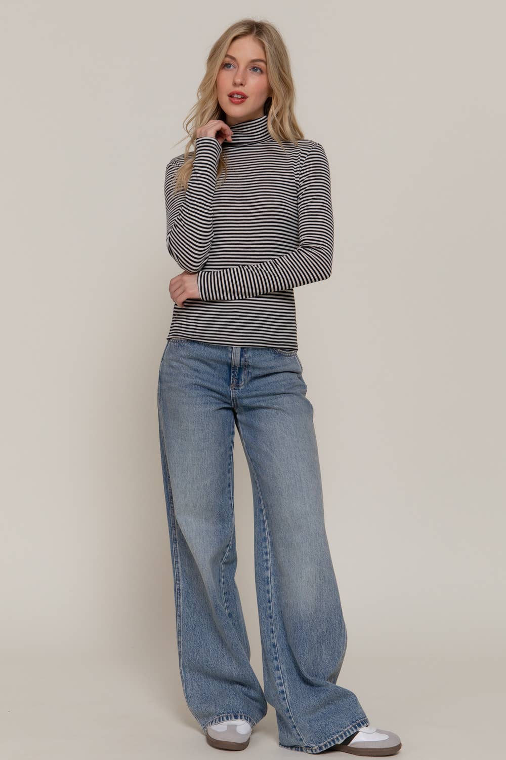 Turtle Neck Stripe Top