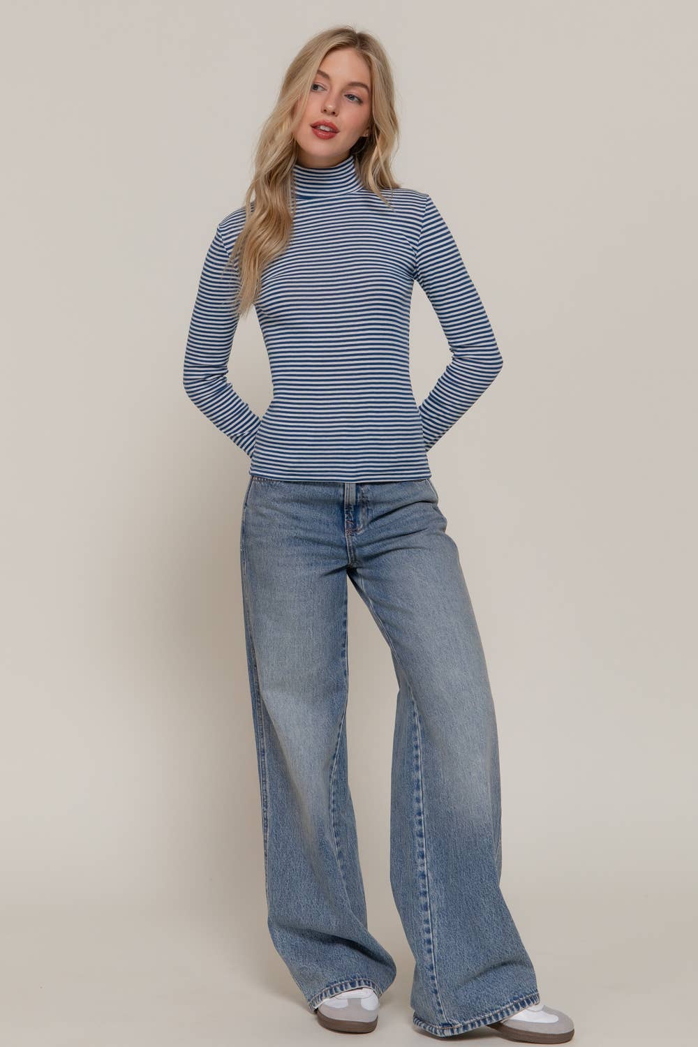Turtle Neck Stripe Top
