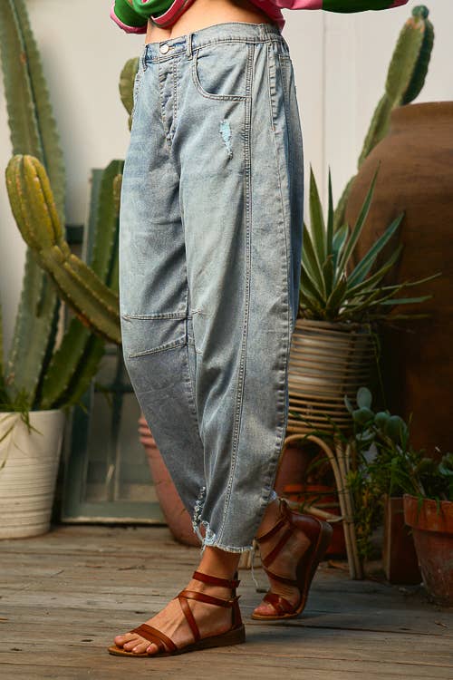 CROPPED DENIM BARREL PANTS